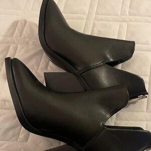 Steve Madden Sleek Black Ankle Booties